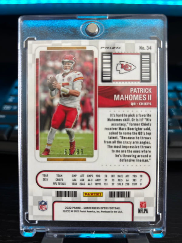 2022 Panini Contenders Optic Patrick Mahomes Blue 61/99  Chiefs