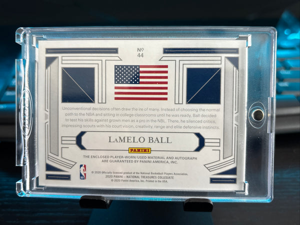 2020 National Treasures LaMelo Ball Collegiate Materials Signatures 13/15 Hornets