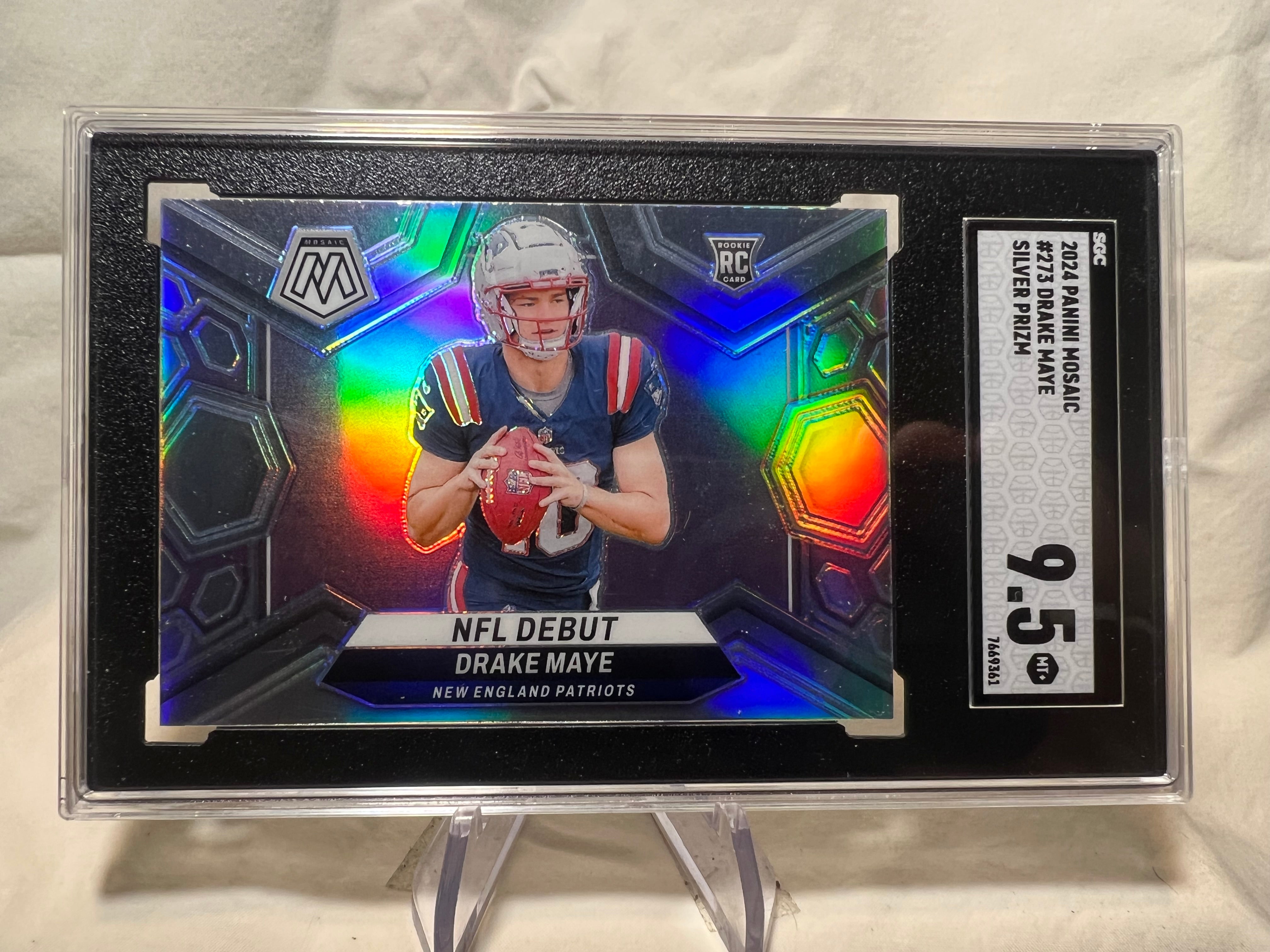 2024 Panini Mosaic Drake Maye Nfl Debut Silver Prizm Rookie Card SGC 9.5  Patriots